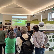 Ausstellung "Wo die wilden Pflanzen leb(t)ten" im Naturschutzzentrum, 2024.