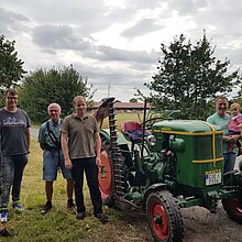Die Einsatzgruppe und tatkräftige Helfer im Letter Bruch (J. Schäpers)